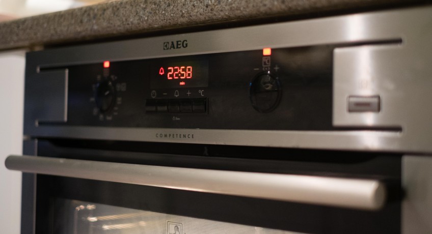 AEG SteamBake Ovens - Patisserie Makes Perfect